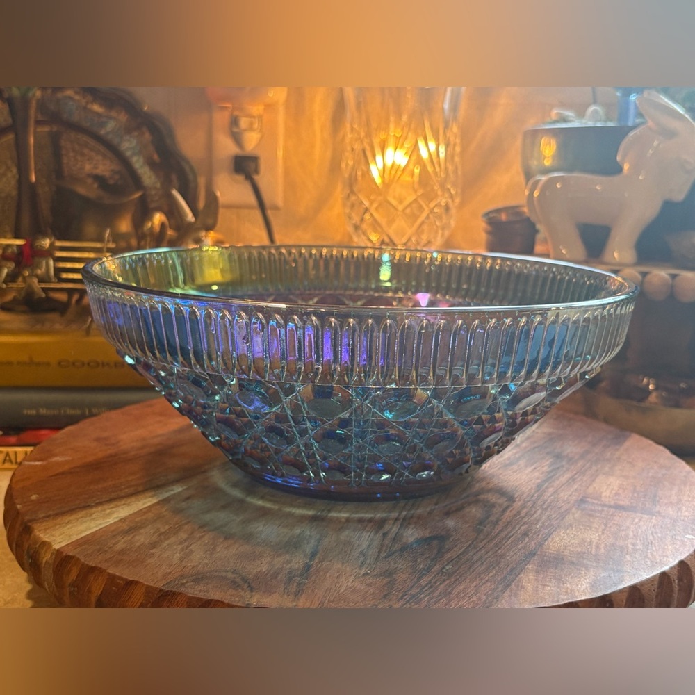 Indiana Iridescent Blue Carnival Glass Windsor Button Bowl